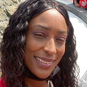 Meet your Posher, Alycia